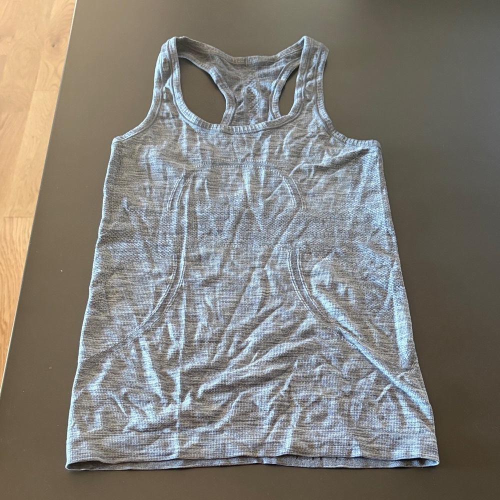 Lululemon Swiftly Tech Racerback Tank Top 2.0 in slate/white